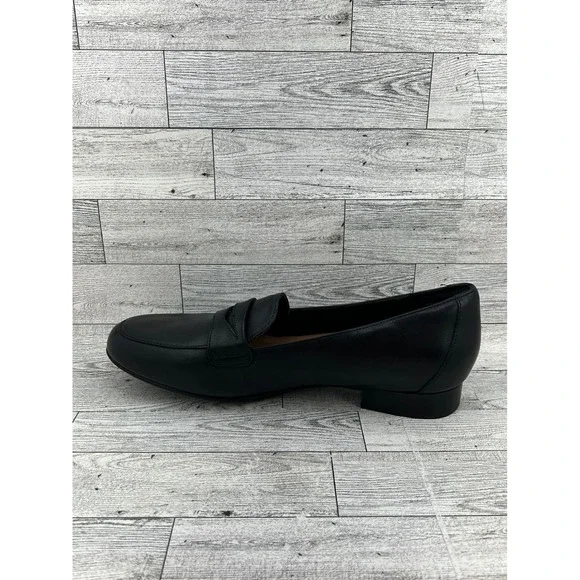 Women's Black Leather Slip-On Penny Loafers - Picture 5 of 13